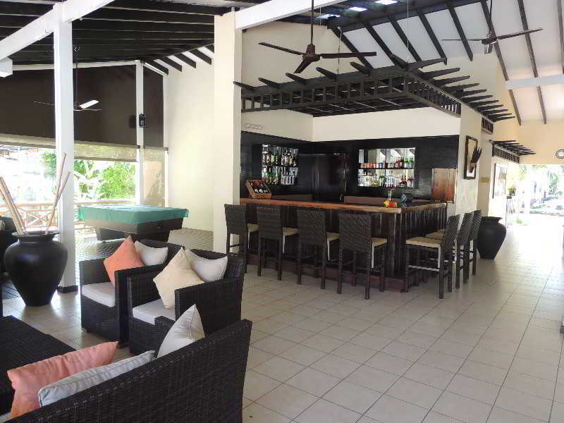 Hotel La Roussette Anse aux Pins Ngoại thất bức ảnh